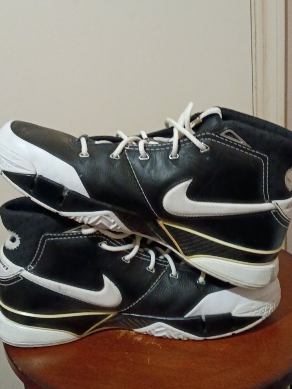 Vintage Nike Kobe 1 OG Sharpshooter Black White Size 10.5 313143-012 Men's 2006 - Picture 13 of 14